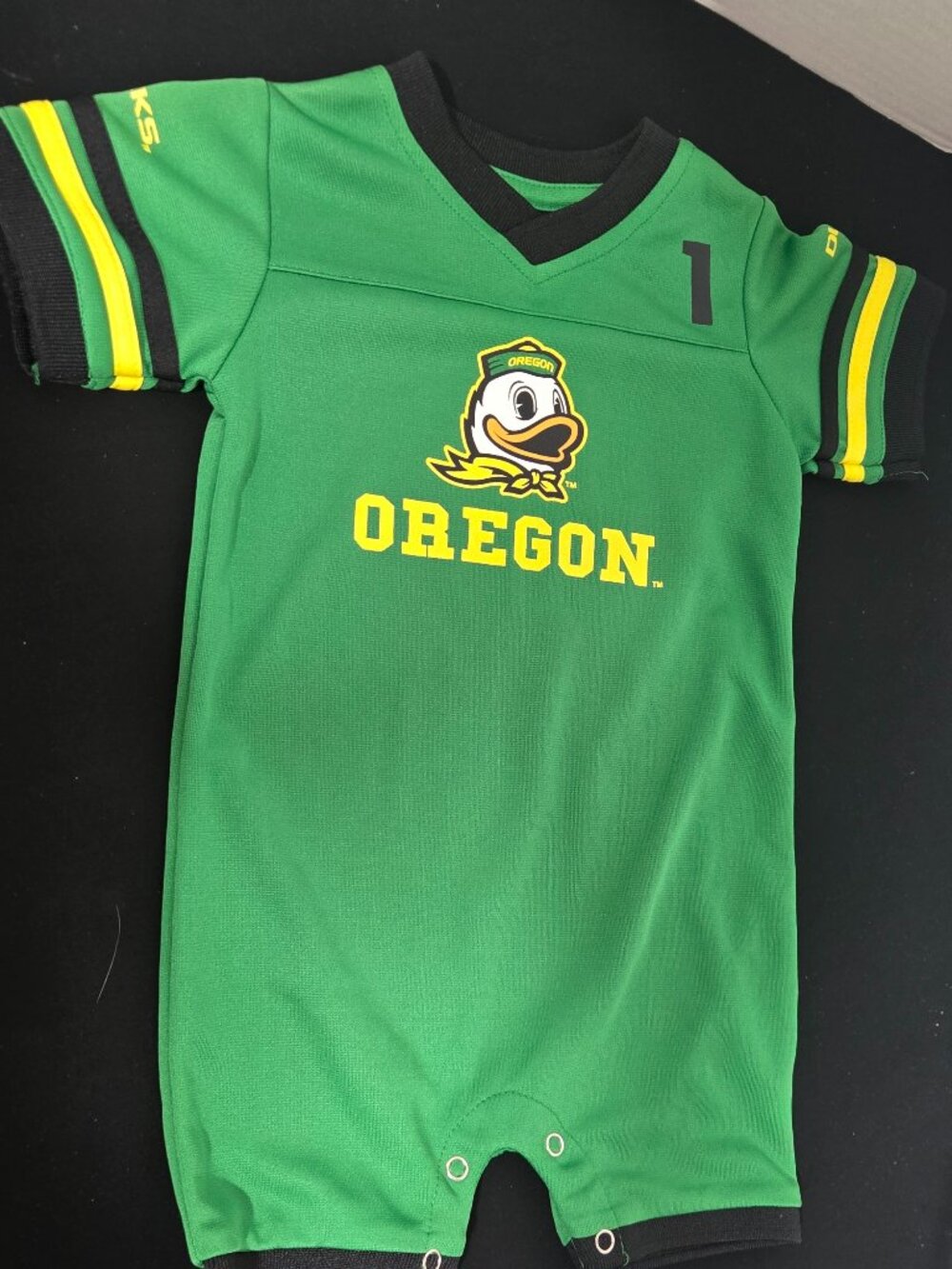 💚🏈 Official Oregon Ducks Infant Football Bodysuit – 12-18 Months 🏈💚